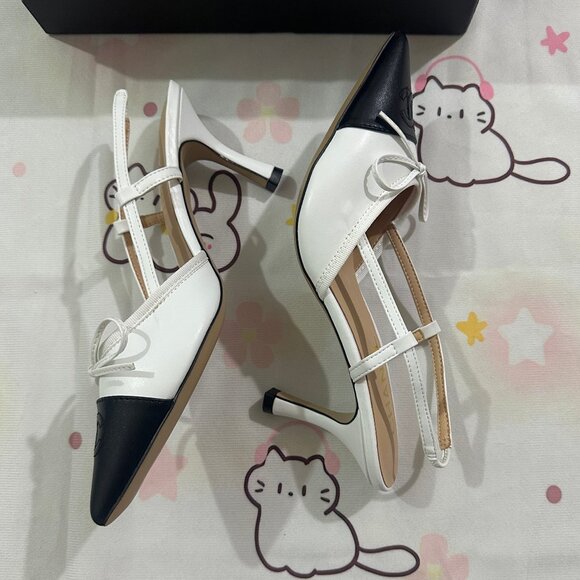 CHANEL Mary Jane Women's Black And White High Heels - Picture 5 of 6